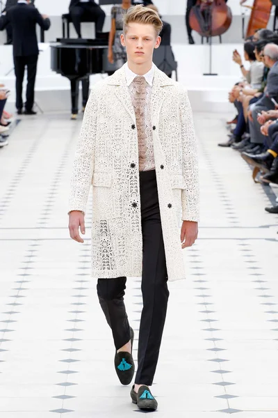Look 51